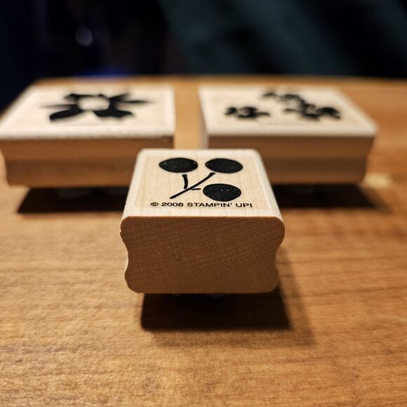 Stampin' Up! Wood Mounted Flower & Berry Scrapbooking Stamp Set 3 Pack - Picture 4 of 6